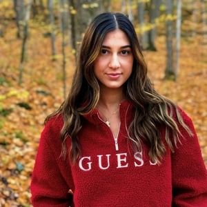 Meet your Posher, Jessica